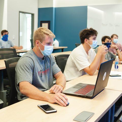 Building Science students in the Vis Lab in Gorrie Center