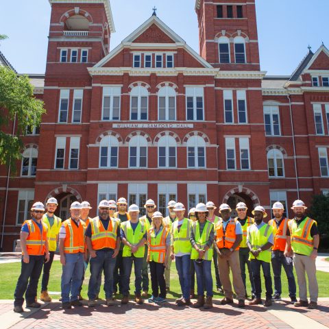 Executive Programs students visit Samford Hall