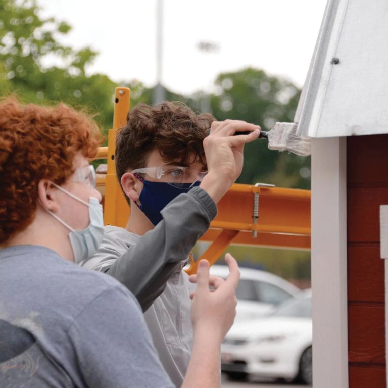 Jessica Wolfe Bowlin's Construction Class at AHS