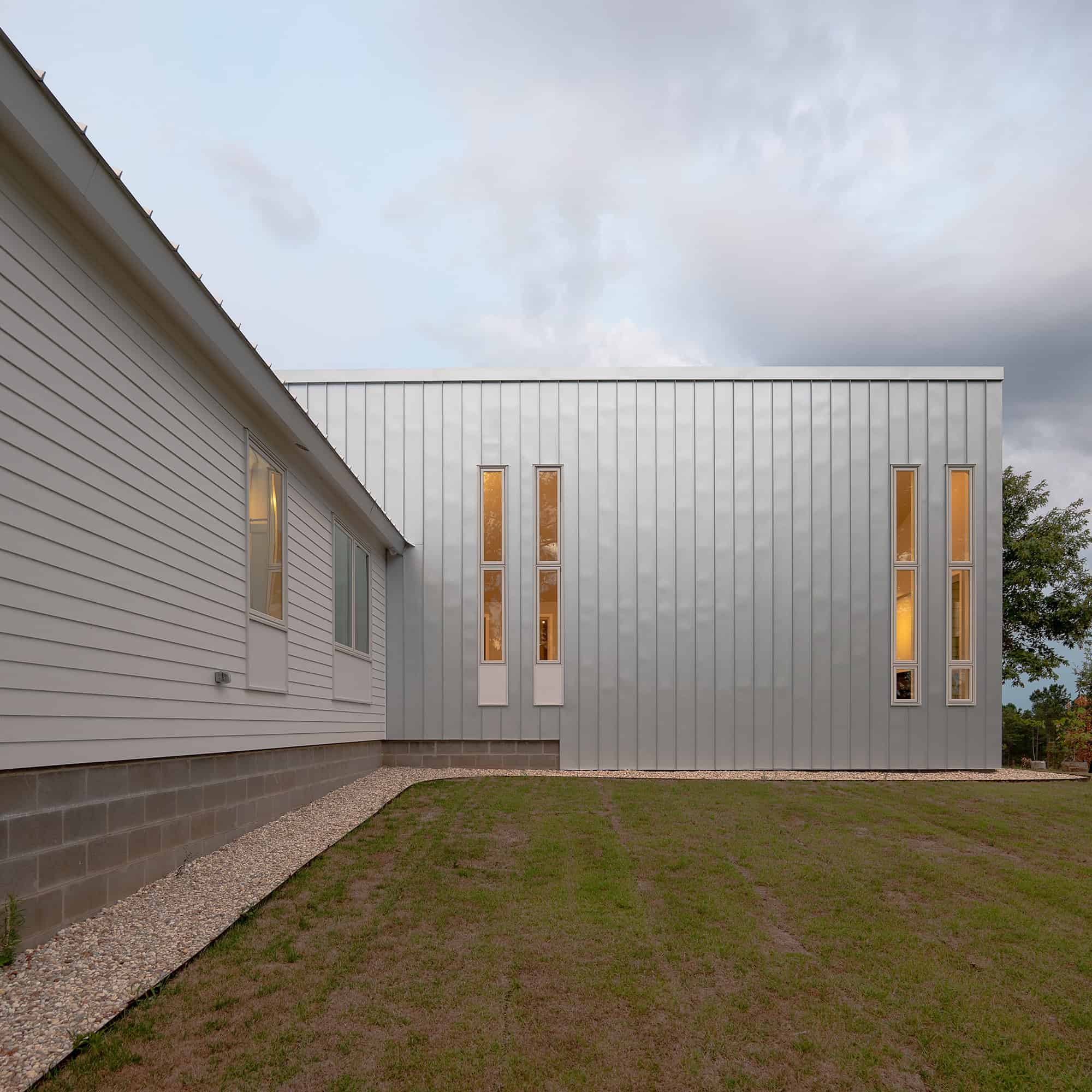 Hemard Residence by Hinson + Dagg Architects; photography: Matt Hall