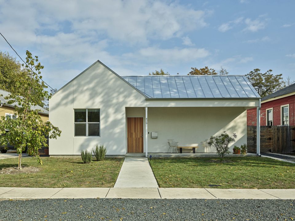 "Susan's House," designed by architects and APLA faculty members Mary English and Xavier Vendrell.